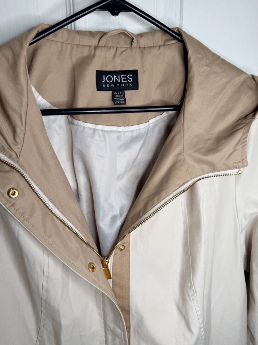 Jones New York Two-Tone Cream and Tan Hooded Waterproof Trench Coat - Picture 4 of 11